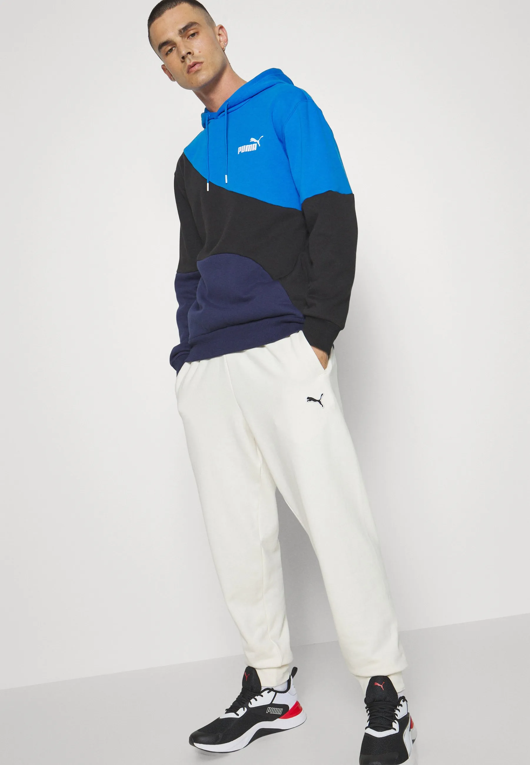 BETTER ESSENTIALS - Pantaloni sportivi