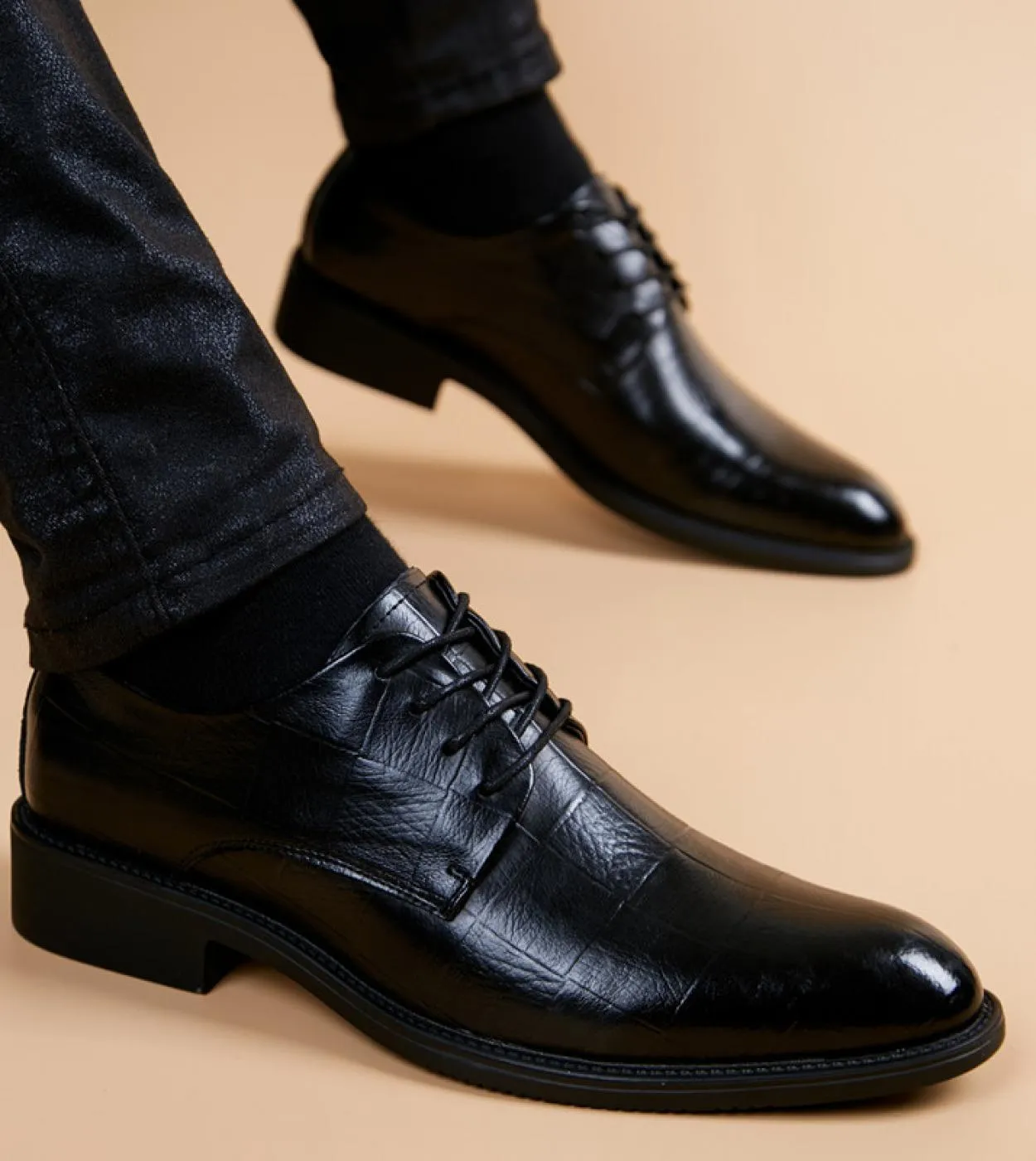 Comode scarpe eleganti nere da uomo Scarpe eleganti nere da uomo Liquidazione Nuovi uomini neri
