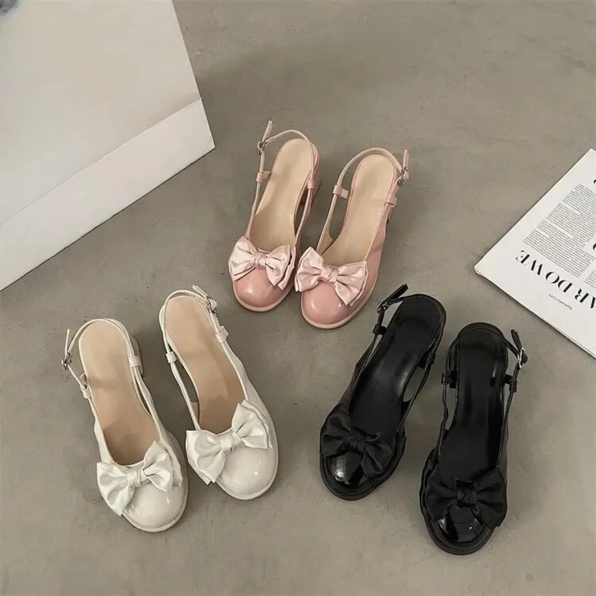 Nuovi sandali da donna Scarpe casual primavera estate scavate Scarpe eleganti da donna Décolleté da donna Tacchi alti