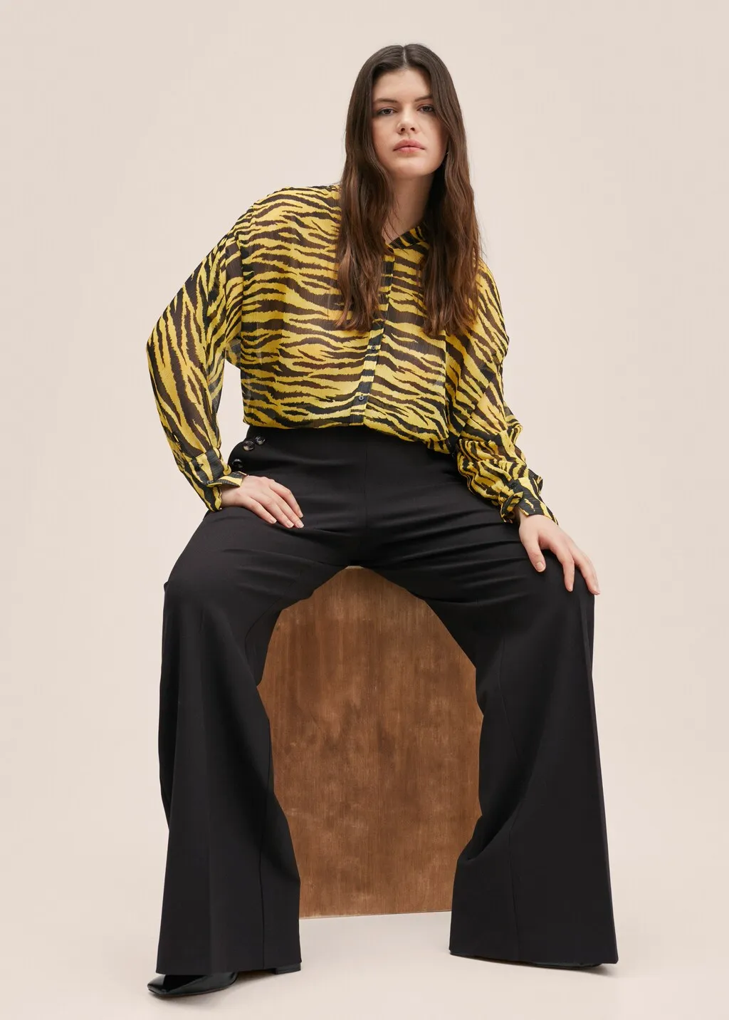Pantaloni wideleg tasche