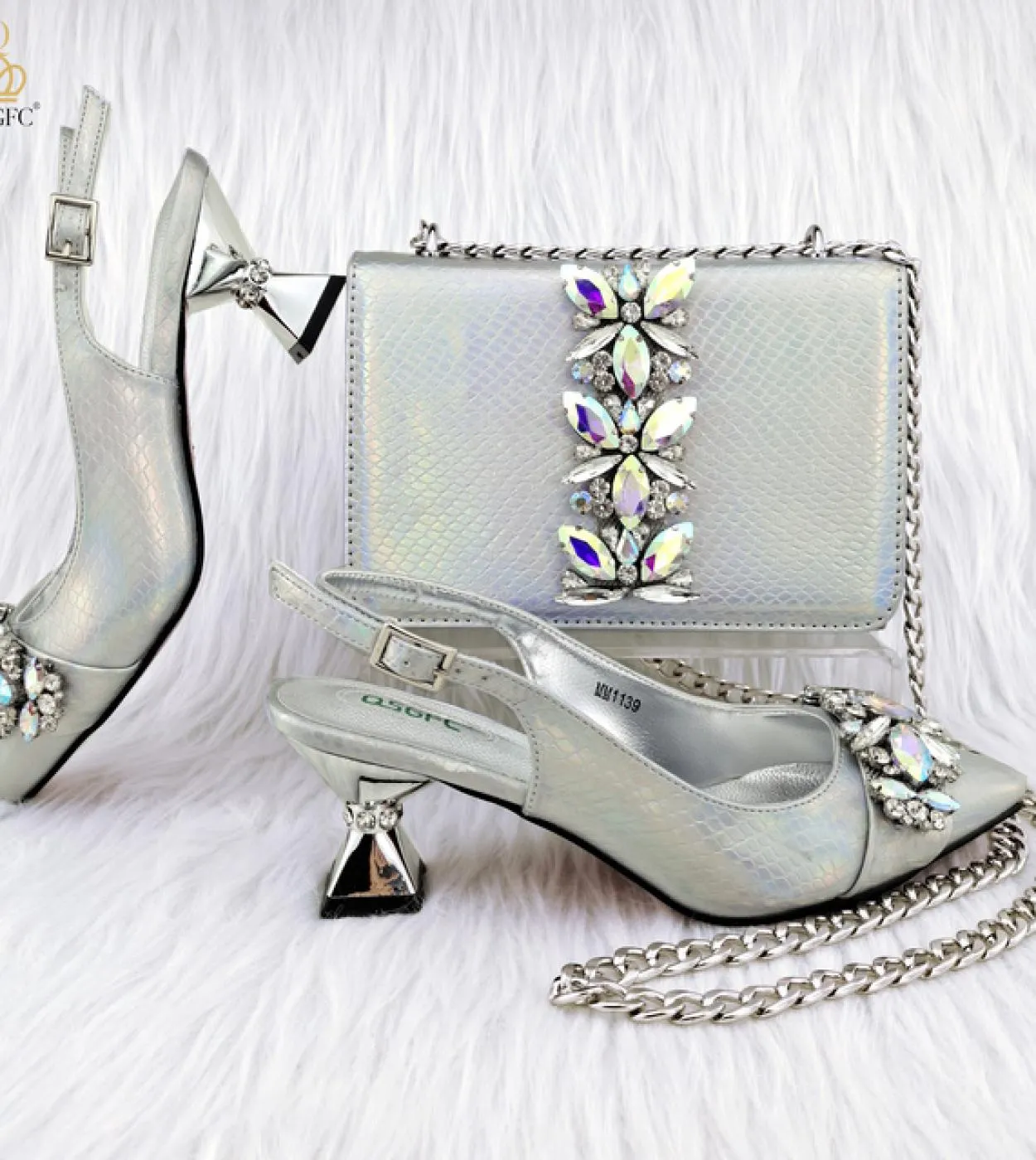 Qsgfc Scarpe e borsa da donna di design di fascia alta Scarpe classiche nobili abbinate Borsa per scarpe stile borsa solida Gran