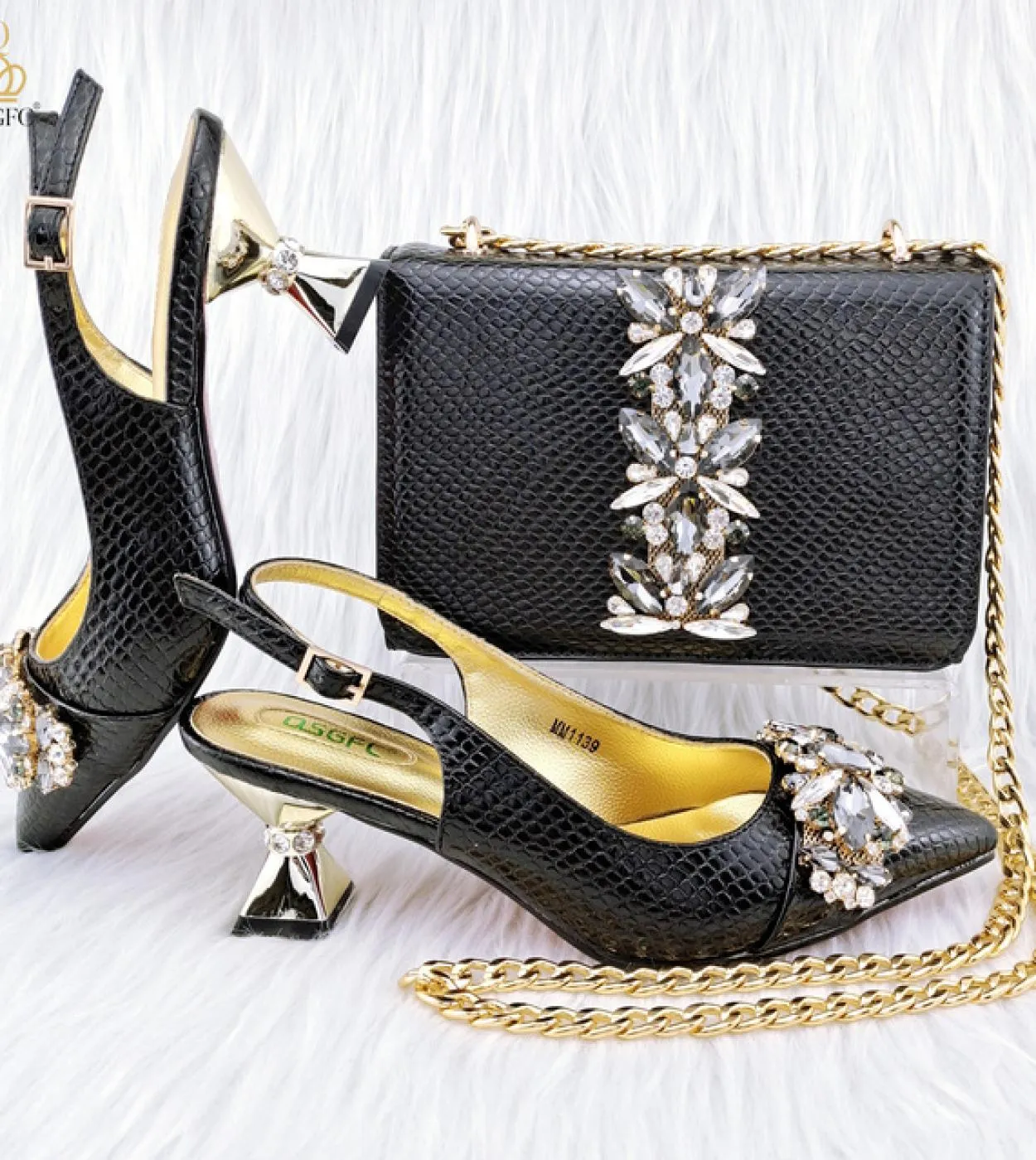 Qsgfc Scarpe e borsa da donna di design di fascia alta Scarpe classiche nobili abbinate Borsa per scarpe stile borsa solida Gran
