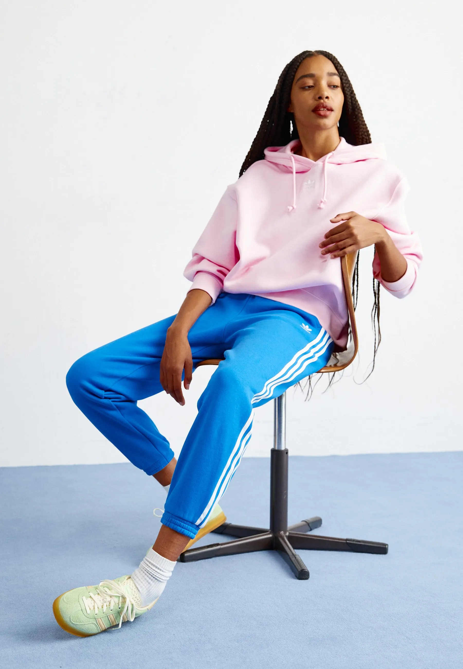 REGULAR PANTS - Pantaloni sportivi