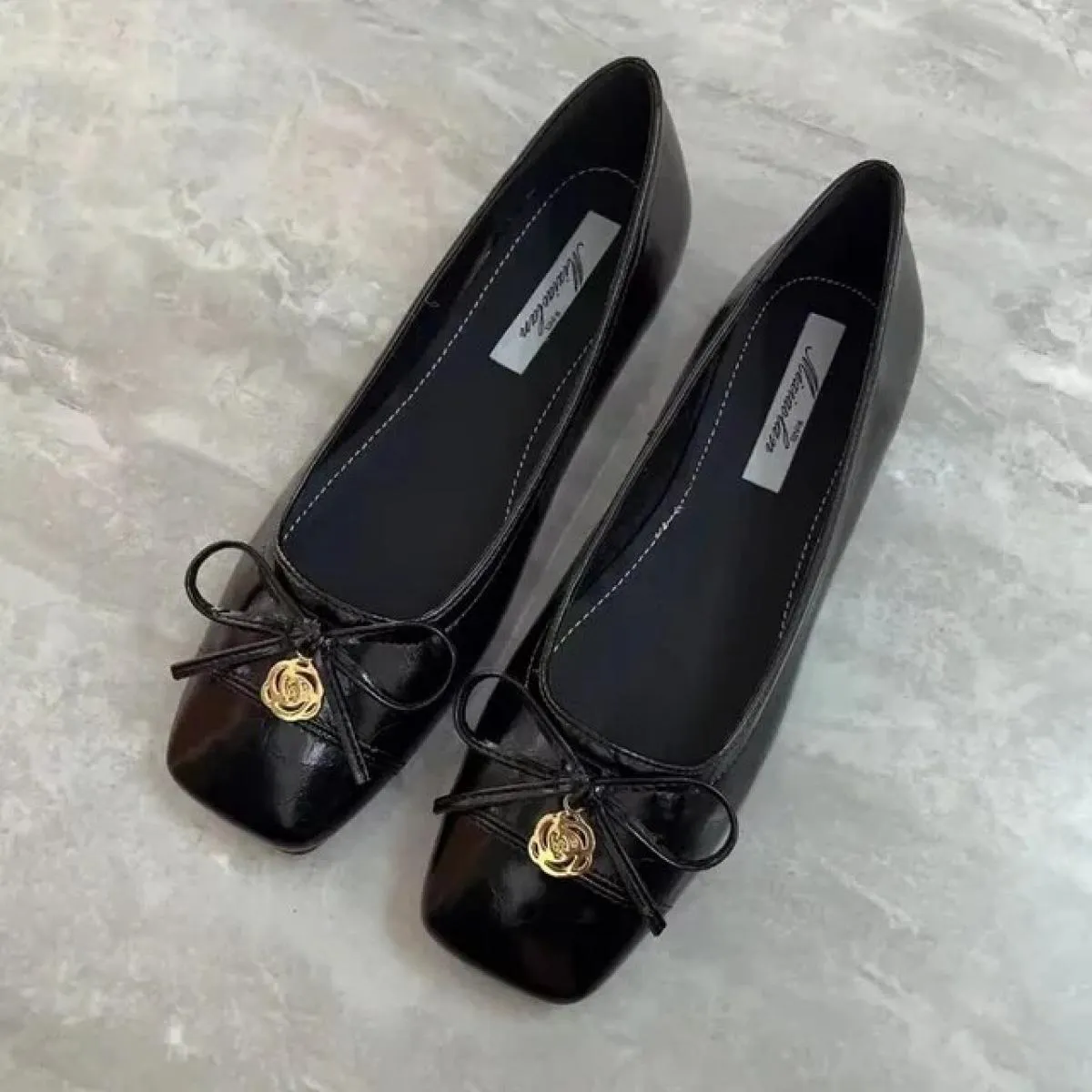 Scarpe basse da donna scarpe eleganti con fiocco primaverile 2024 nuovi sandali da passeggio per feste da donna firmati scarpe d