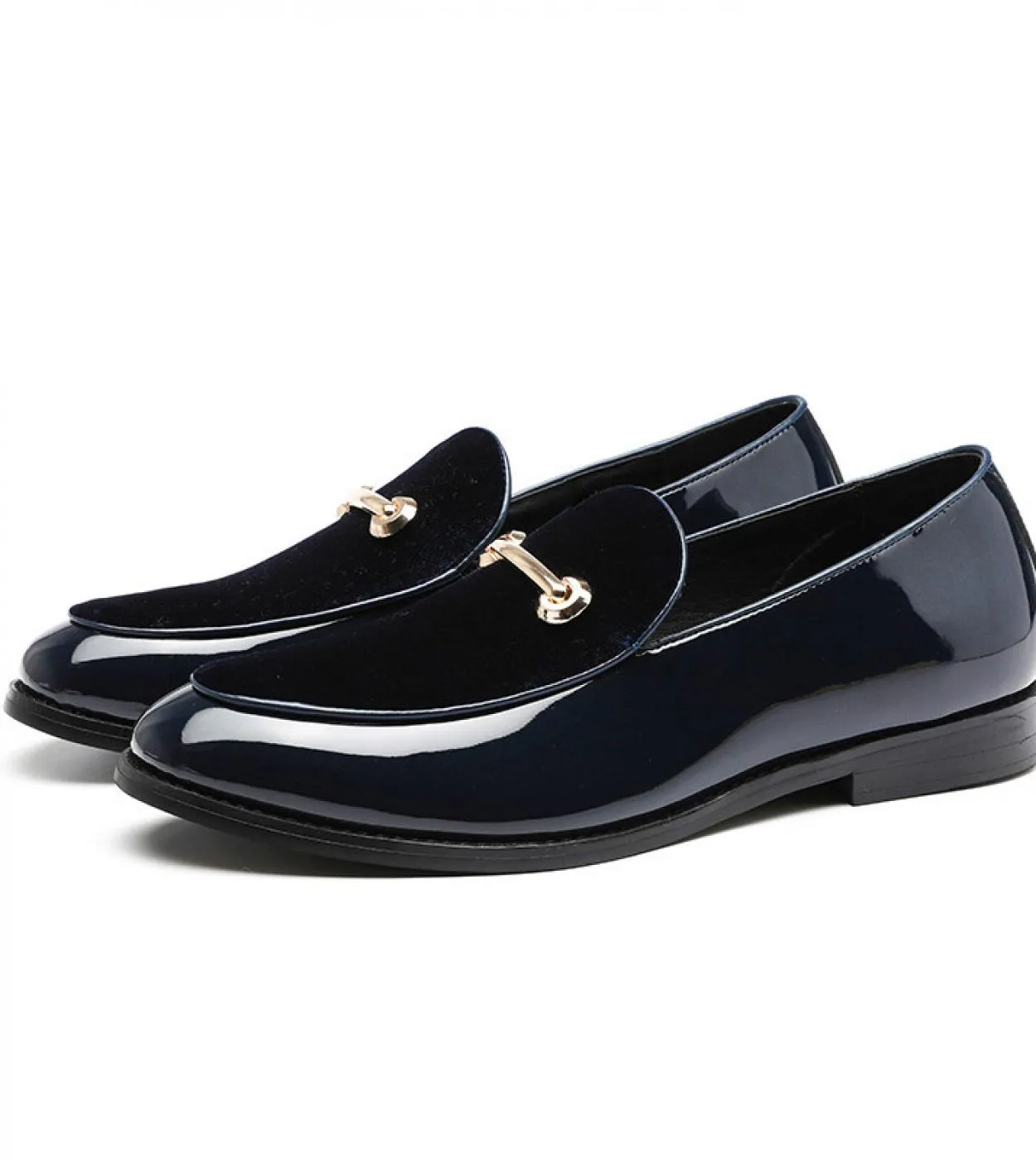Scarpe da sposa da uomo di alta qualità Scarpe eleganti da uomo di marca di lusso Scarpe eleganti in pelle verniciata alla moda