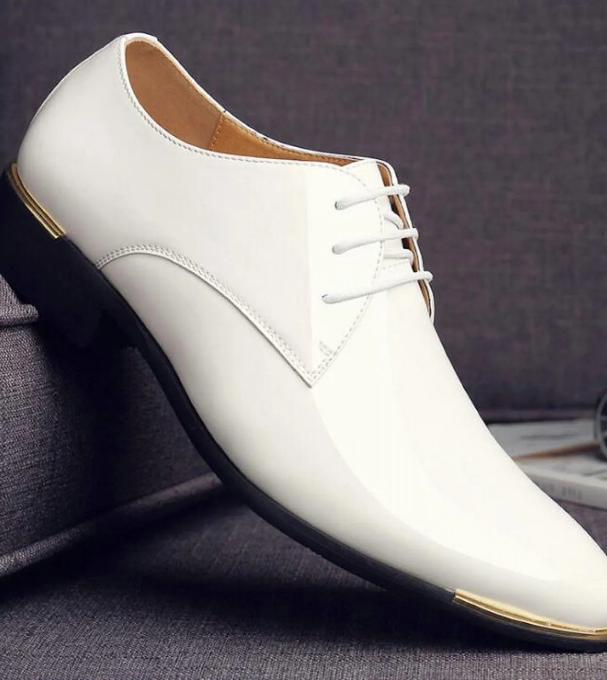 Scarpe eleganti da uomo di marca di lusso di grandi dimensioni Scarpe eleganti da uomo classiche in pelle verniciata Scarpe da s