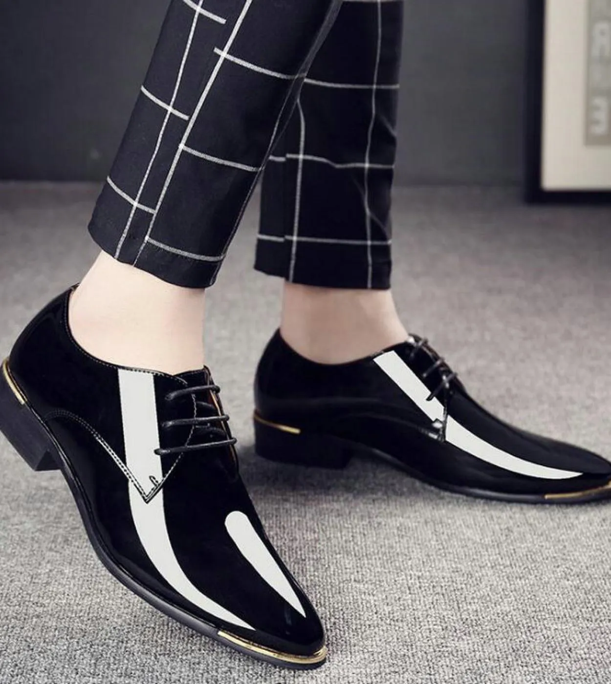 Scarpe eleganti da uomo di marca di lusso di grandi dimensioni Scarpe eleganti da uomo classiche in pelle verniciata Scarpe da s
