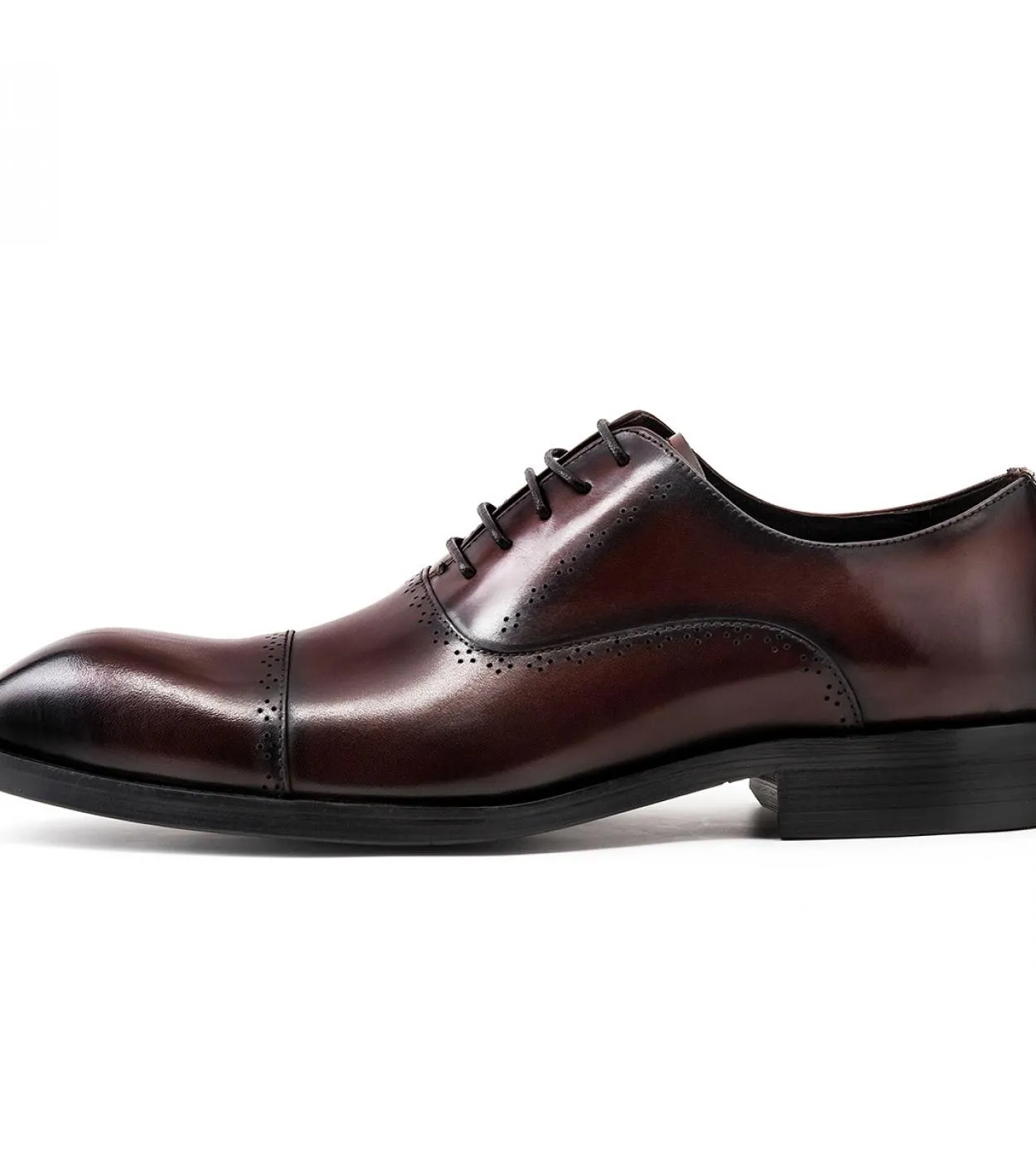 Scarpe eleganti da uomo in stile autunno nuovo Scarpe eleganti da uomo in vera pelle di lusso bordeaux nero con lacci scarpe da
