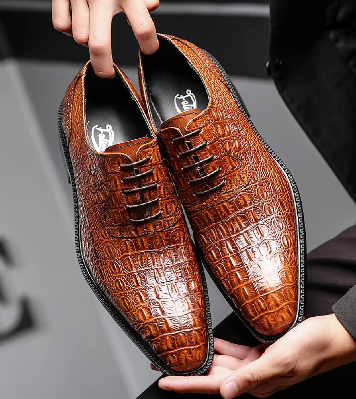 Scarpe eleganti da uomo in vera pelle Scarpe eleganti da uomo in pelle marrone stile uomo