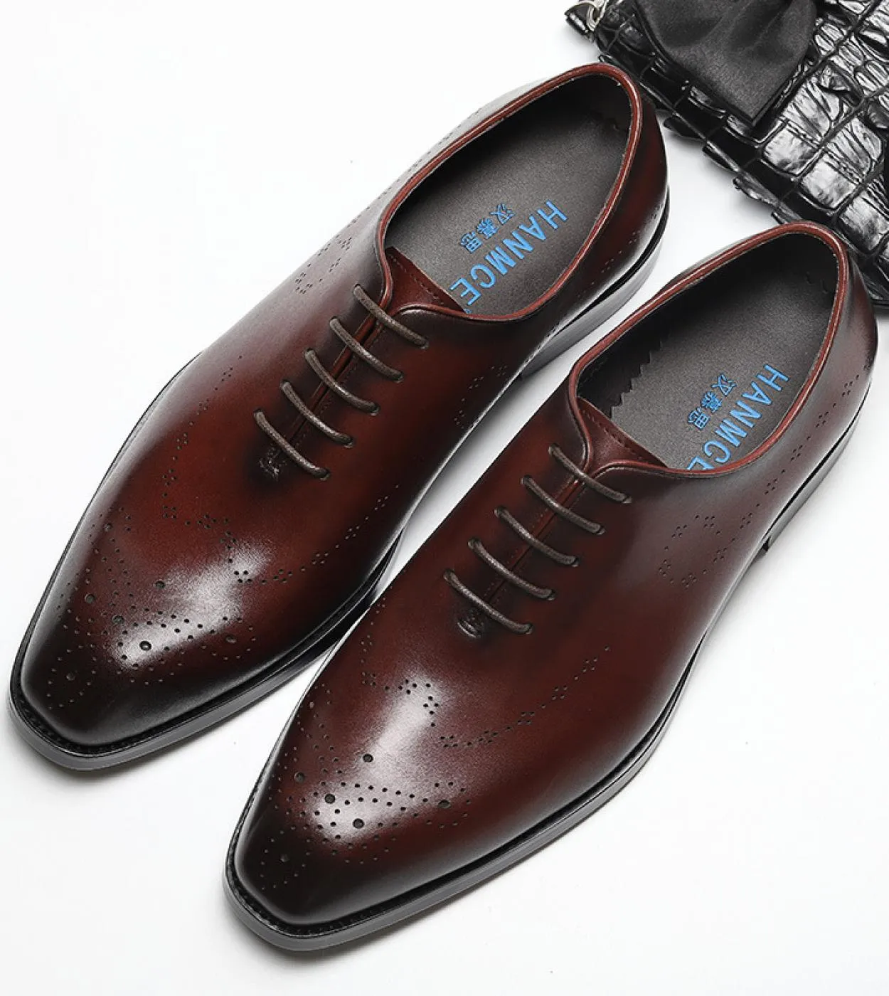 Scarpe eleganti nere da uomo Suole in pelle Scarpe eleganti nere da uomo Abito da sposa di lusso